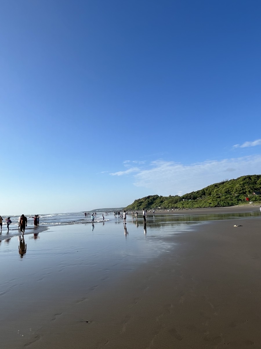Low tide at the beach